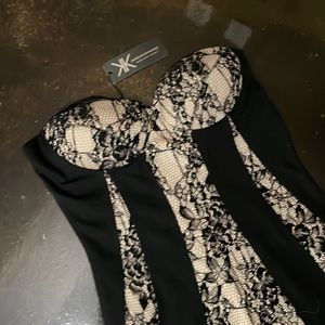 Kim Kardashian fitted strapless dress